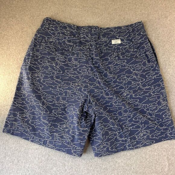Vineyard Vines Men's Navy Blue Fish Print Cotton Shorts Size 34 x 7 Casual Chino - Picture 5 of 10